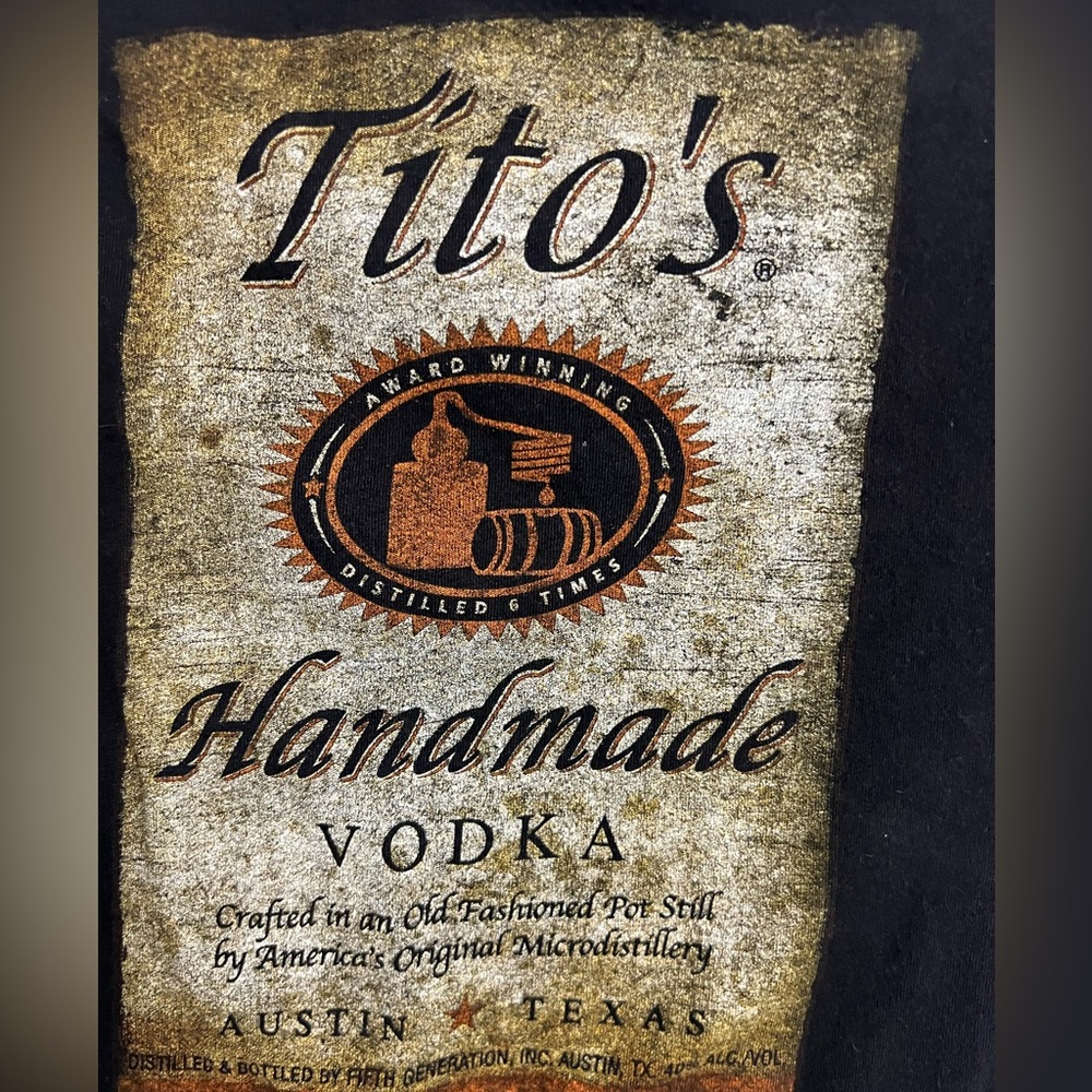 V-neck Tito’s Vodka Austin Texas 100% Cotton T-Shirt